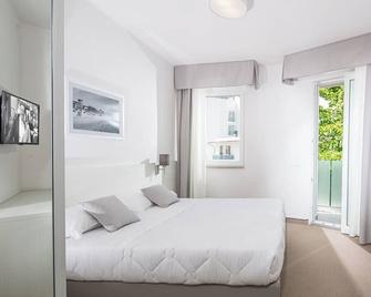 Hotel Centrale - Lignano Sabbiadoro - Bedroom