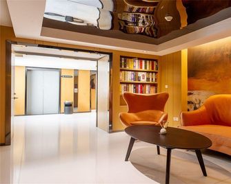 Chonpines Hotel (Yuncheng South Wind Square Dekuang) - Yuncheng - Wohnzimmer