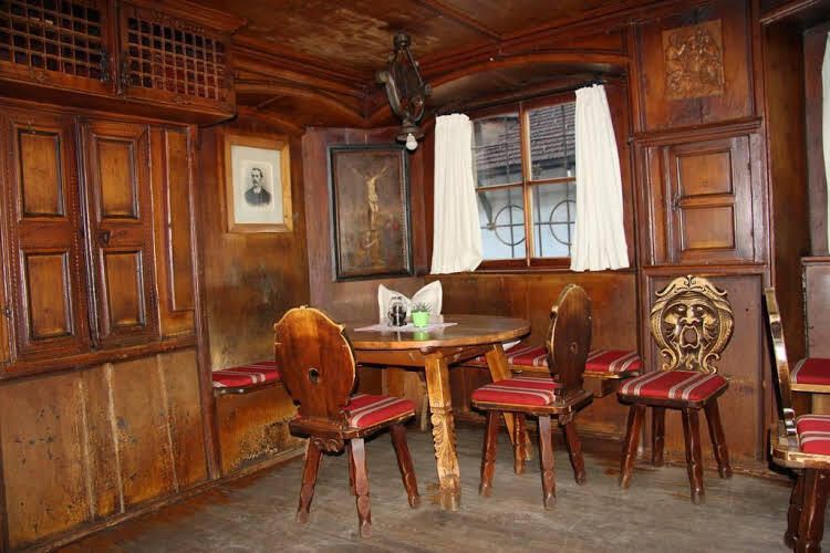 Gasthof Zum Stern - اويتز - غرفة طعام