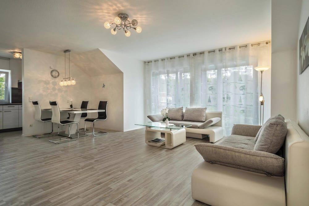 Familien-apartment 1 - ميرسبورغ - غرفة معيشة