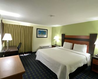 The Mariner Resort Cape Cod by The Red Collection - ווסט יארמאות' - חדר שינה