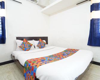 Honey Residency - Coimbatore - Bedroom