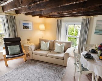 Self-Contained 17th Century Mill - Braunton - Living room