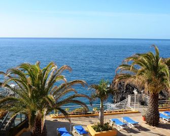 Cais da Oliveira - Caniço - Balcony