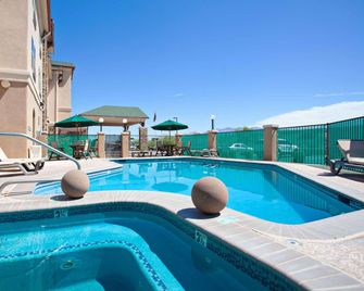 Country Inn & Suites by Radisson,Tucson City Cntr - Tucson - Pool