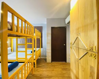 Frutta Hostel - Patong