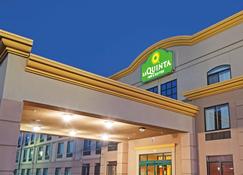 La Quinta Inn & Suites by Wyndham Kennewick - Kennewick - Edifício