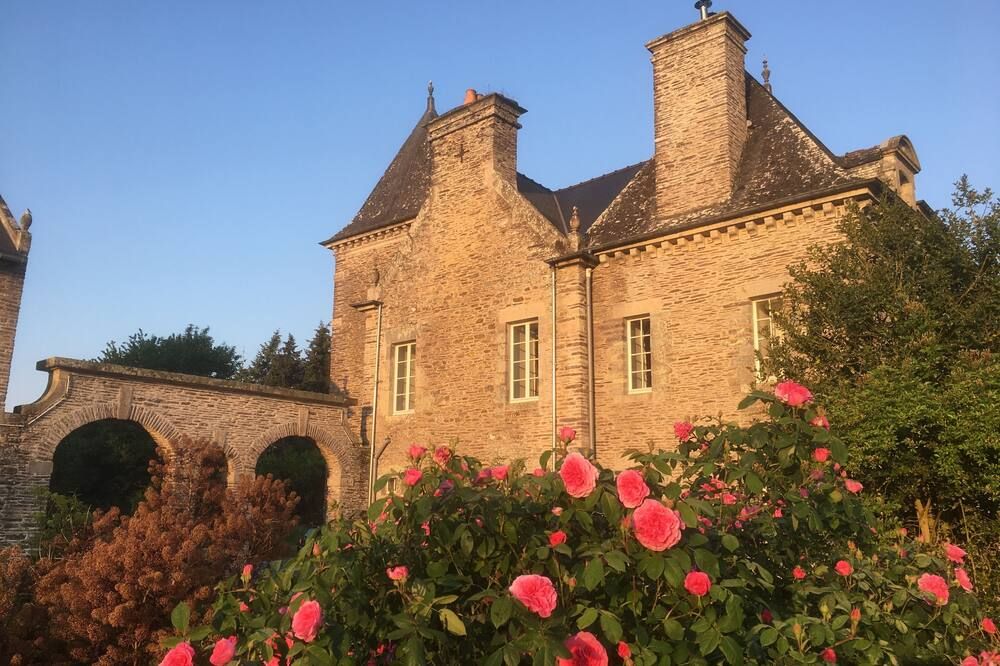 Château Ville Voisin - Augan - Budova