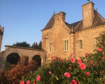 Château Ville Voisin - Augan - Budova