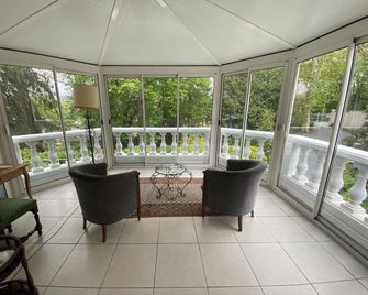 Logis Veles - Aubin - Balcon