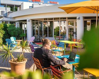 greet Hotel Bordeaux Aeroport - Mérignac - Binnenhof