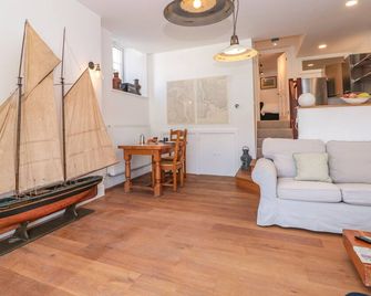 Shipwrights - Brixham - Obývací pokoj