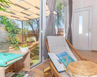 Lux house Versys with jacuzzi - Drinovci - Balcony