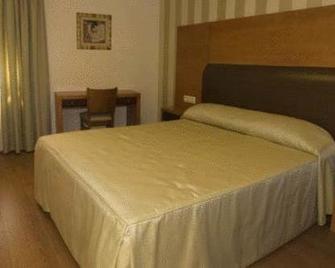 Hotel As Brisas Do Freixo - Ribera - Bedroom
