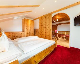 Hotel Alaska - Selva di Val Gardena - Phòng ngủ