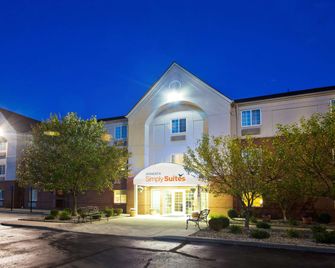 Sonesta Simply Suites Detroit Troy - Troy - Edificio