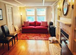 Cozy Stay - Framingham - Sala de estar