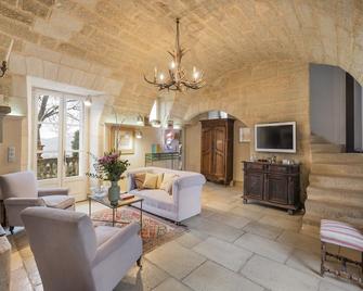 Chateau Empire - Six Bedroom Castle, Sleeps 12 - Saint-Siffret - Sala de estar