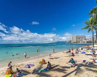 Ocean-Diamond Head Waikiki Condo at Island Colony Short Walk to the Beach - Honolulu - Platja