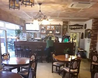 Fresh Accommodation - Radauti - Restaurante