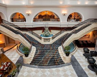 Mövenpick Hotel & Apartments Bur Dubai - Dubái - Lobby