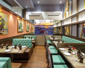 Gold Crest Business Hotel - Navi Mumbai - Restaurace