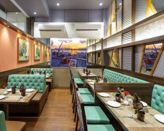 Gold Crest Business Hotel - Navi Mumbai - Restaurace