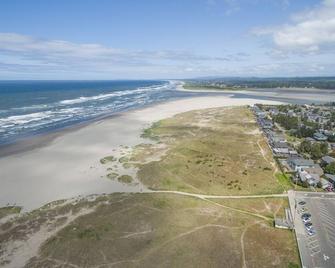 Seaside Prom - Seaside - Beach
