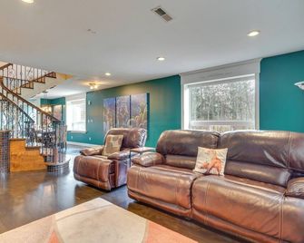 Large Family Home With Patios, Gas Grill - Delaware