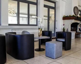 Hôtel Le Robinson - Beaucaire - Lounge