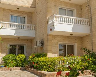 Dahab Hotel - Dahab - Gebouw