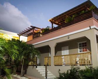 Palm Spring Inn - Oranjestad - Edificio