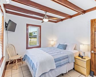 Higher Vibe - Kill Devil Hills - Bedroom