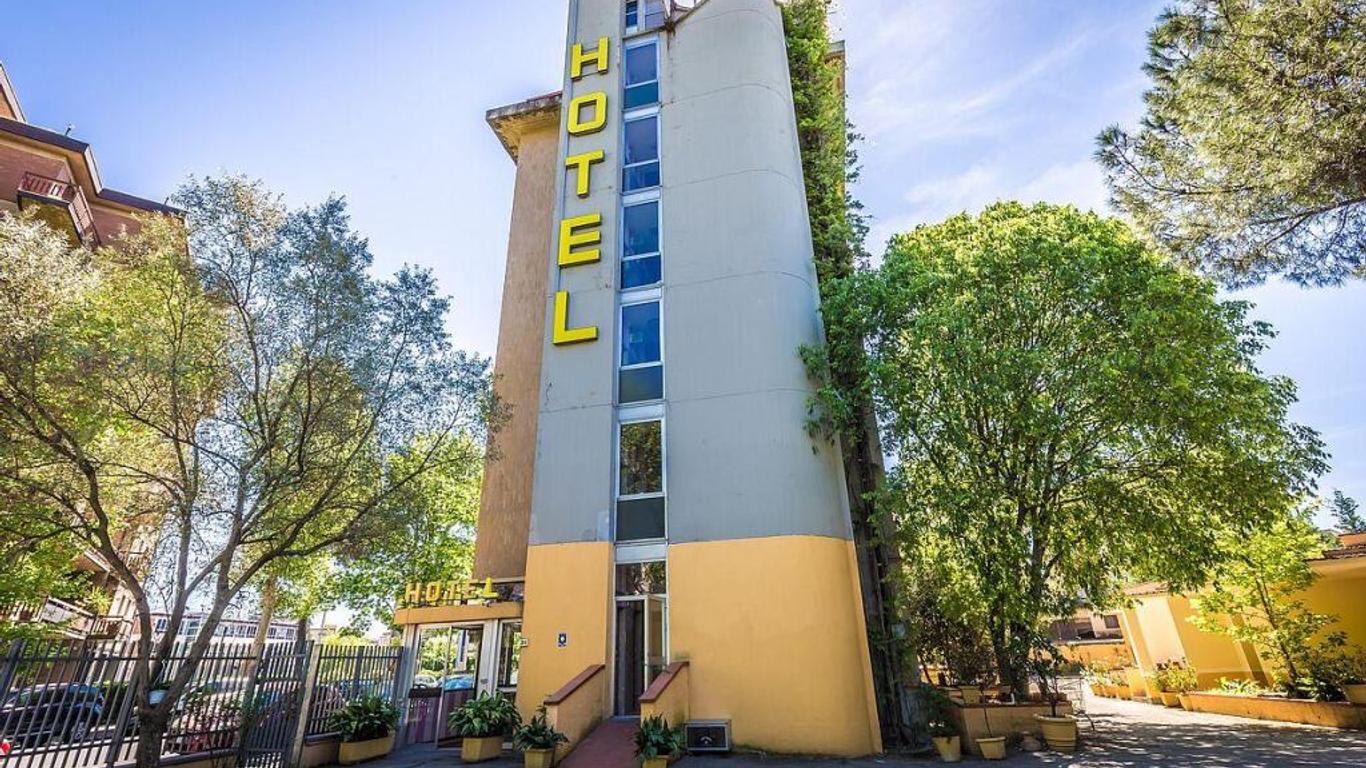 Hotel Real
