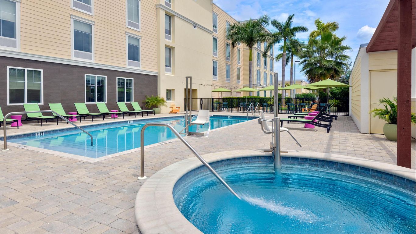 Home2 Suites by Hilton Nokomis Sarasota Casey Key