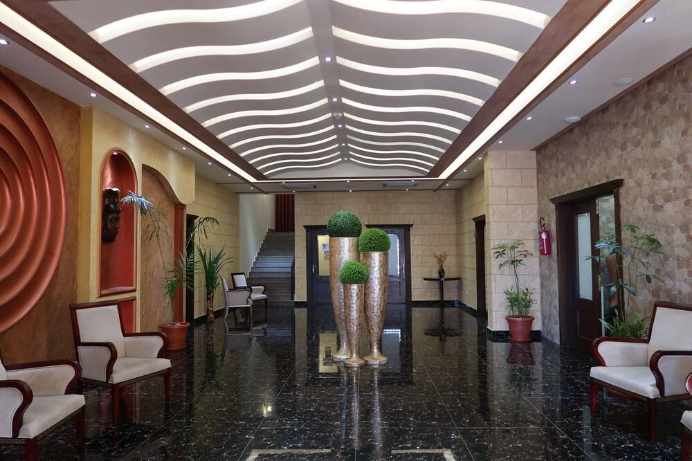 بوليفارد بالاس هوتل - مونروفيا - ردهة