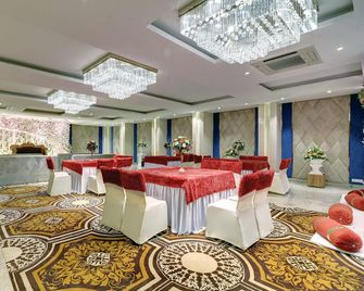 Ramnagar/Country Inn Tarika Resort Jim Corbett - Dhikuli - Banquet hall