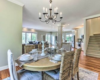 Elegant Middlefield Getaway w/ Game Room! - Middlefield - Comedor