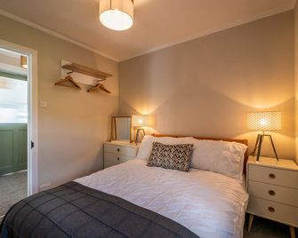 Taigh Dolag. Skye Holiday house, central location with stunning views. - Isle of Skye - Bedroom