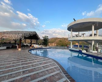 Hotel Parque La Casona - Codazzi - Piscina
