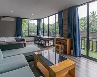 Samathi Lake resort - Phnom Penh - Living room
