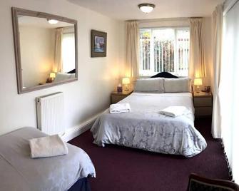 The Willows - Stratford-upon-Avon - Slaapkamer