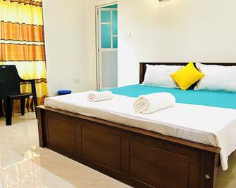 Ahasna Family Villa - Negombo - Phòng ngủ