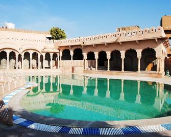 The Pushkar Bagh Resort - Pushkar - Bể bơi