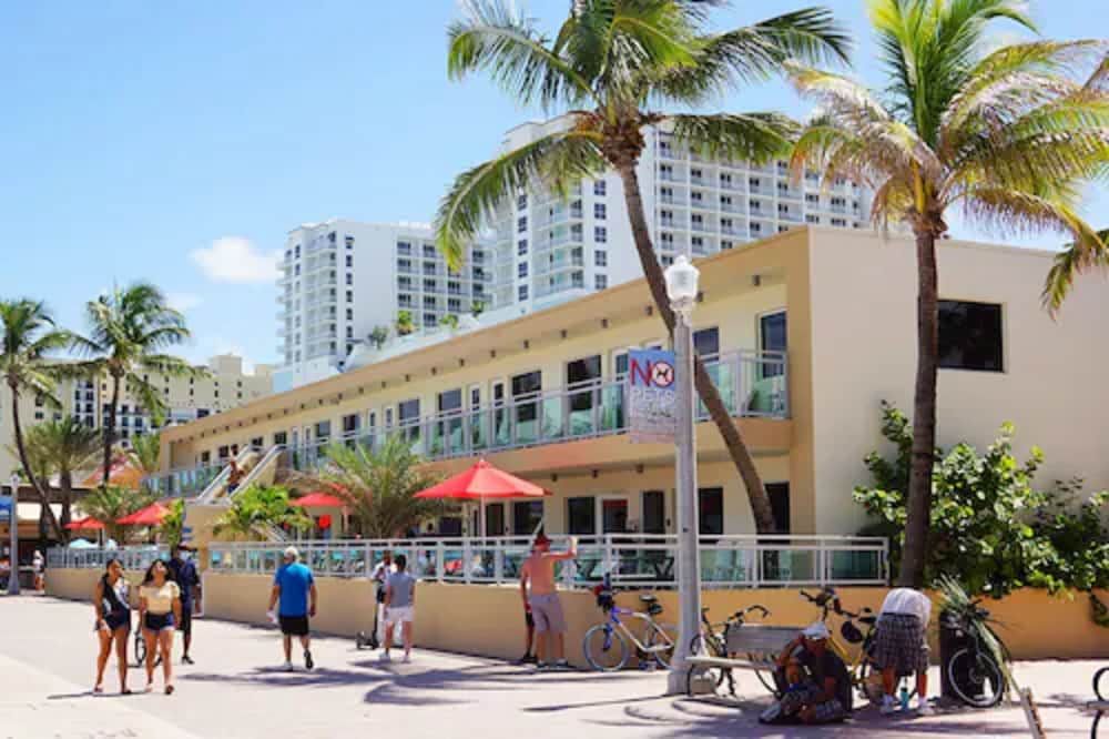 Diane Oceanfront Suites - הוליווד - בניין