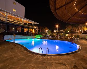 Play Eilat Hotel - Éilat - Piscina