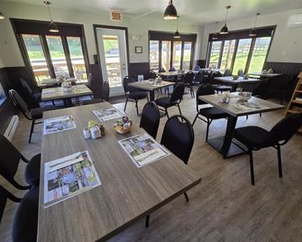 里維埃拉汽車旅館 - 馬爾貝 - 拉馬爾拜 - 餐廳