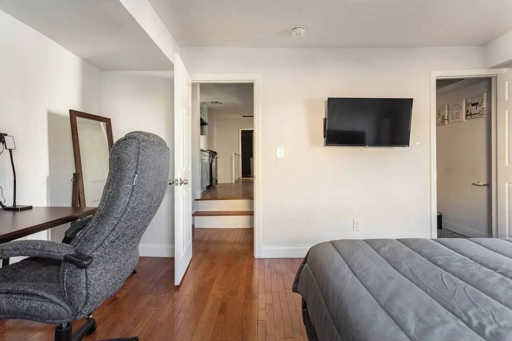Spacious Cozy Retreat, Sleeps 10, Near Nyc & Ewr - Newark