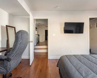 Spacious Cozy Retreat, Sleeps 10, Near Nyc & Ewr - Newark
