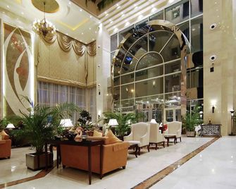 Corp Al Khobar Corniche Hotel - Al Khobar - Lobby